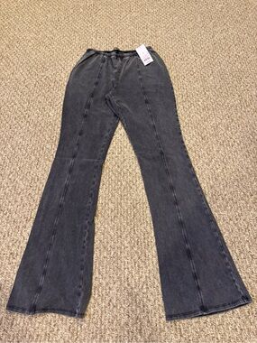 Wild Fable Women’s High-Rise Flared Leggings in Washed Black NWT